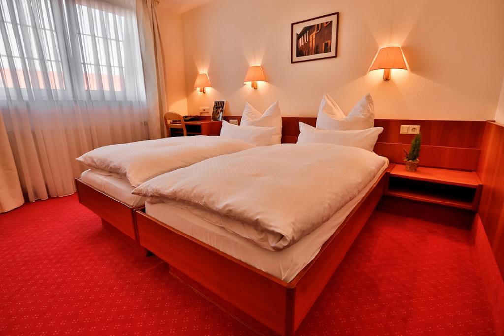 Mayers Waldhorn - Zwischen Reutlingen Und Tuebingen Kusterdingen Room photo